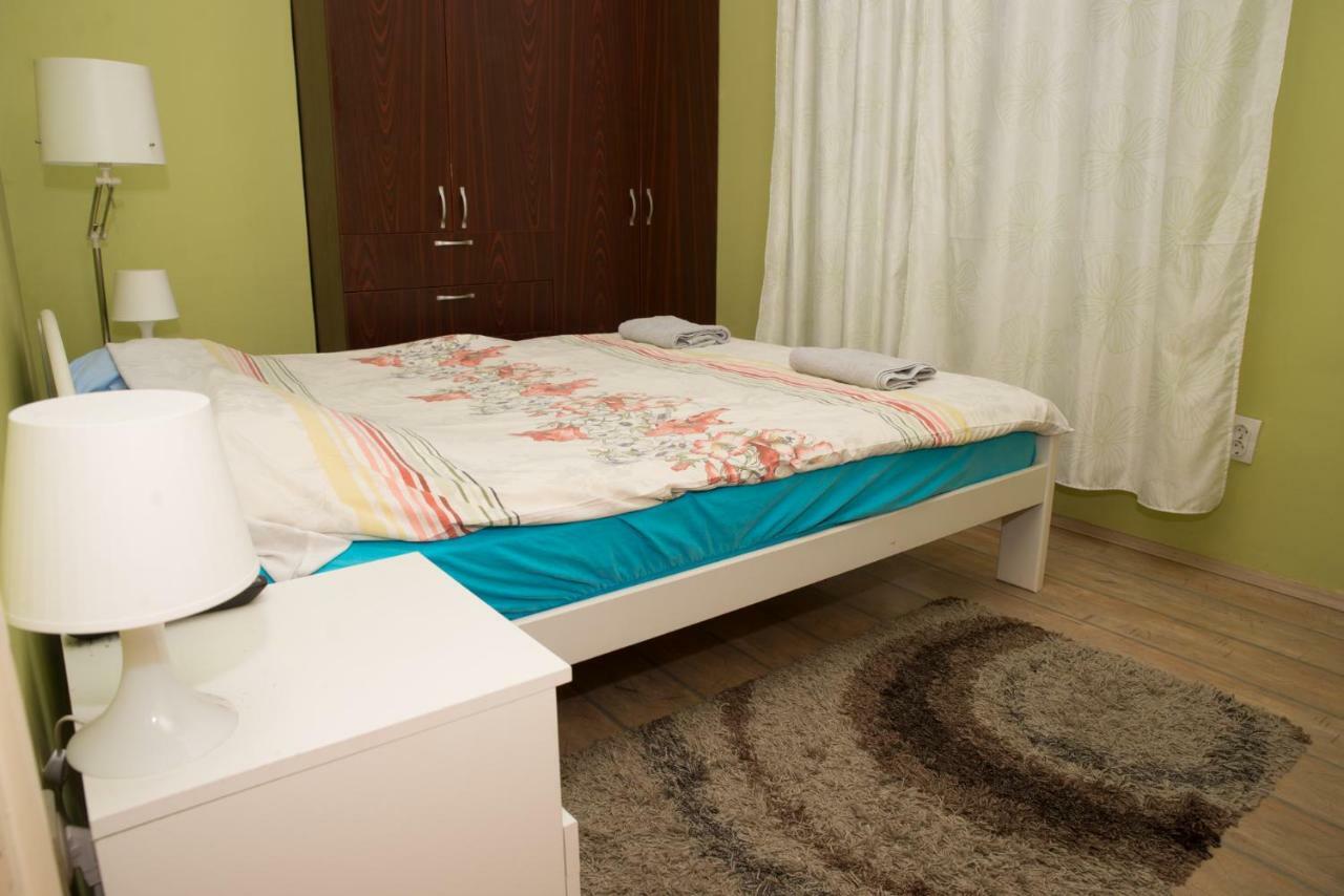 Reveller'S Hostel Dordegol Екстер'єр фото